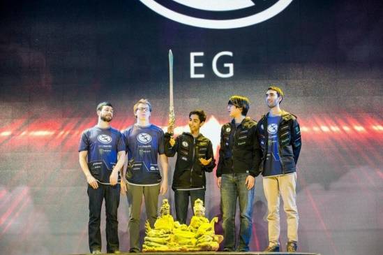 完美世界CS与DOTA2闪耀世界东方开元棋牌网站上海：中国的电竞福地！(图6)