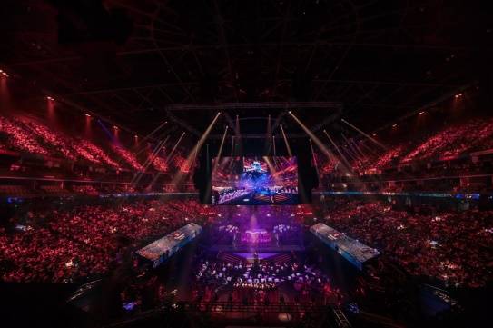 完美世界CS与DOTA2闪耀世界东方开元棋牌网站上海：中国的电竞福地！(图4)