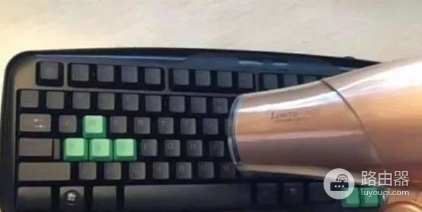 少(电脑机械键盘如何清理)开元棋牌键盘清理方法知多(图3)